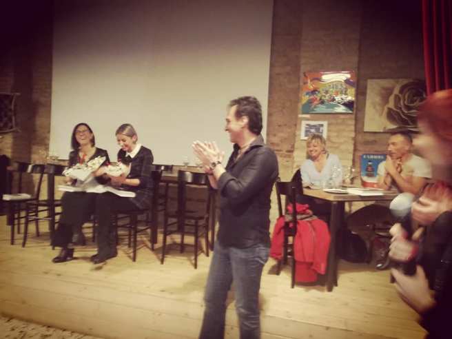 48419918_2223267747944282_3460644116063322112_n